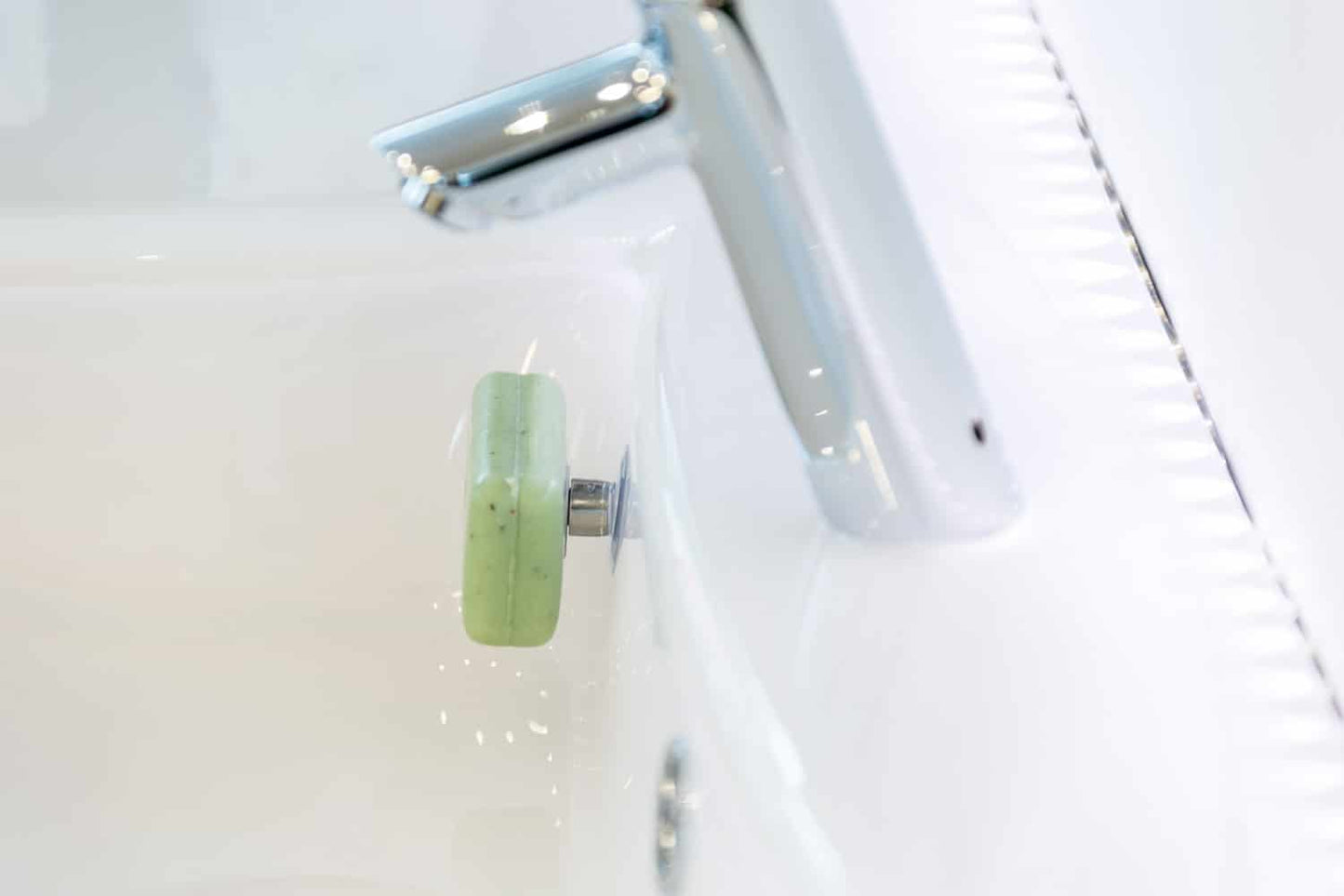 Magnetseifenhalter mit Saugnapf